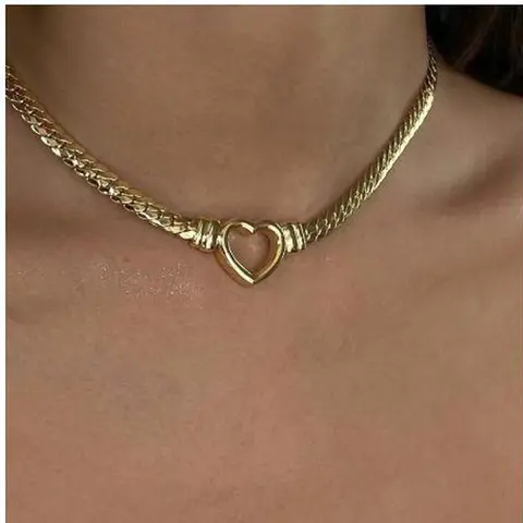Veliora Gift B Cuban Link Heart Chain - Woven Stainless Steel Adjustable Unisex Cuban Style Necklace, Classic Statement Necklace, Elegant Jewelry for Streetwear Outfits, Pairs with Tees Jackets Jeans, Accessories for Women