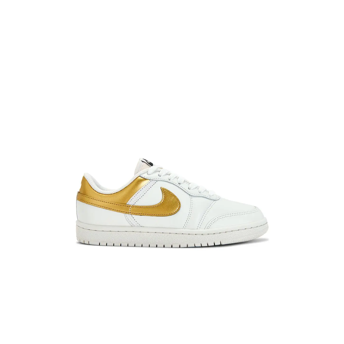 Jordan Air Jordan Skyline Low LE Sneaker in Swan, Metallic Gold & Black