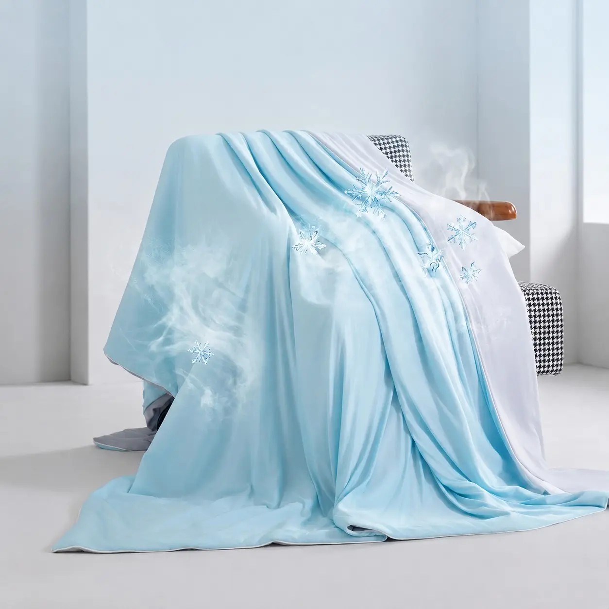 1pc Ice Cozy Cooling Blanket | Summer Cooling Air Conditioner Blanket, Blankets for Bed, Lightweight, Breathable & Non-Stuffy, Designed for Hot Sleepers, Stay Cool and Sleep Comfortably All Night, Perfect for Naps, Bedroom & Sofa Use, Summer AC Blanket