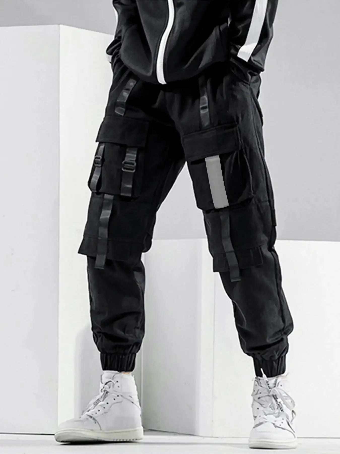 Men's Black Cargo Pants Thin Plain Design Flap Pocket Tape Buckle Streetwear Techwear Casual Trousers, RelaxedStyle, DailyEssential, NewCollection, EverydayLook, EverydayEssential, RelaxedFit