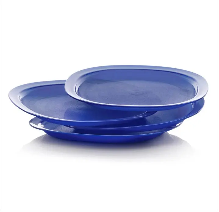 Tupperware Microwave Reheatable 4-Piece Luncheon Plates Tupperware Microwave Reheatable 4-Piece Luncheon Plates