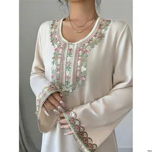 NeckLongSleeveDress AlNajmaWomen sEmbroideredFloralAppliqueV - ModestKaftan