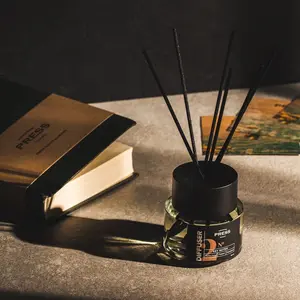 Press Gurwitz Perfumerie Diffuser № 2 Tonka bean, Pepper, Patchouli