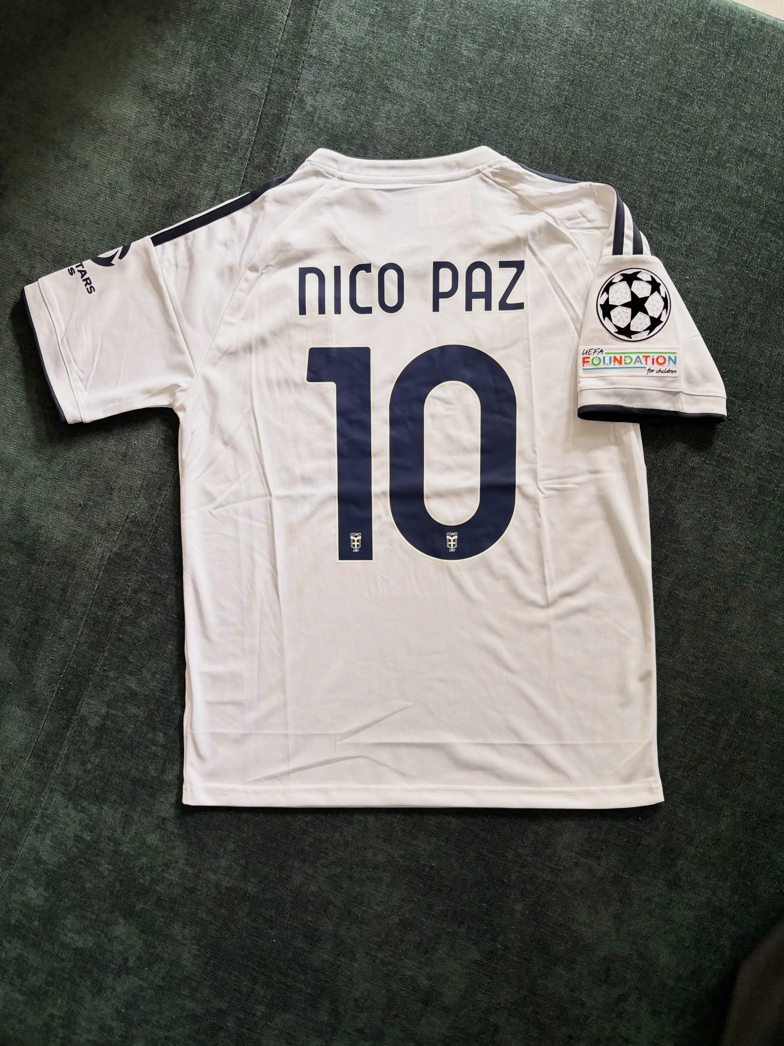 Nico Paz 10 away jersey, Como FC 26 27 full logo, men's soccer shirt.