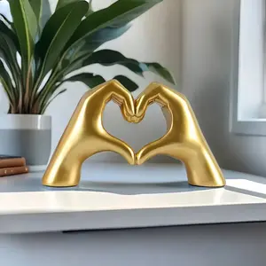 Handmade Resin Heart Statue, Modern Love Symbol, Unique Design, Elegant Home Decor, Wedding Decoration, Festival Party Room Decor