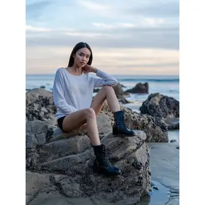 Broken Shell Cashmere Sweater in White