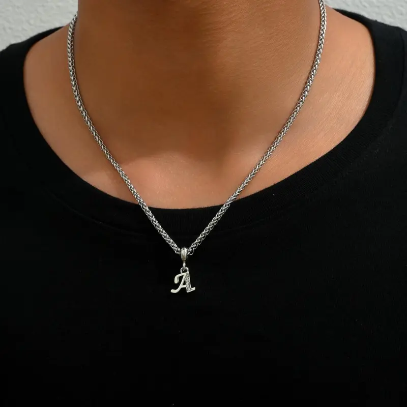 Initial Letter Detail Pendant Necklace, Fashion Stainless Steel Alphabet Jewelry for Men and Women, Trendy All-Match Exquisite Neck Accessory, Fashionable Accessory, for Party and Daily Wear, Birthday Gift