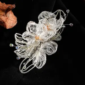 Hibiscus Claw Clip
