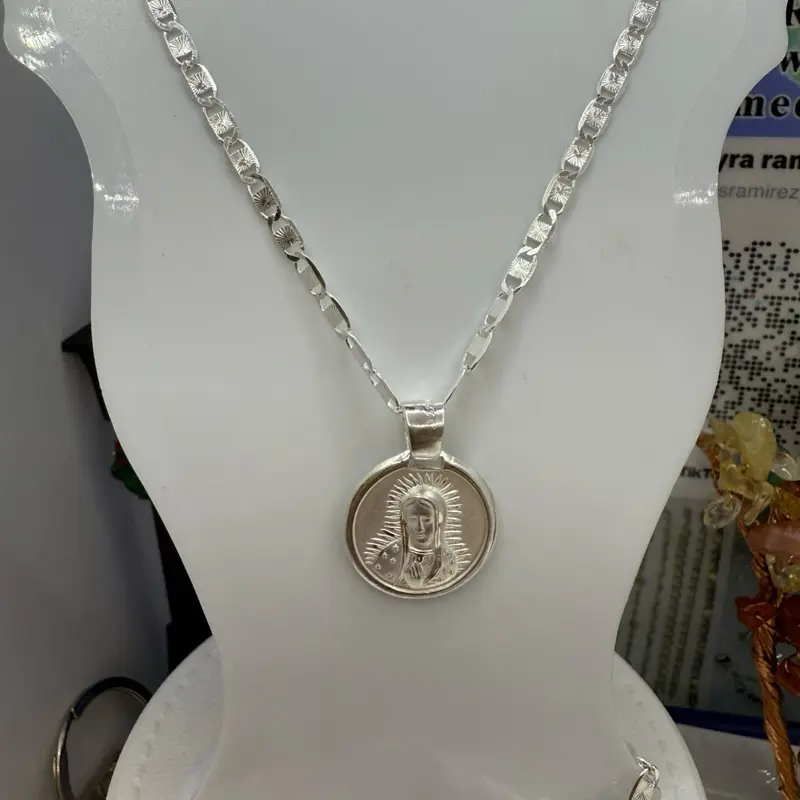 925 sterling silver 20” chain and pendant high quality solid silver Italian and Mexican pendant