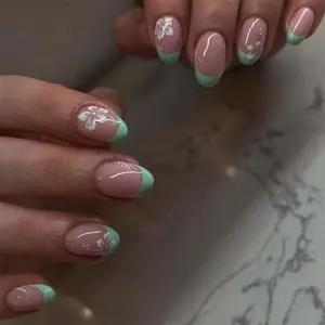 24pcs Short Oval Mint French Nail Set, Floral Design, Easy Wear Acrylic False Nails, Suitable for Women and Girls