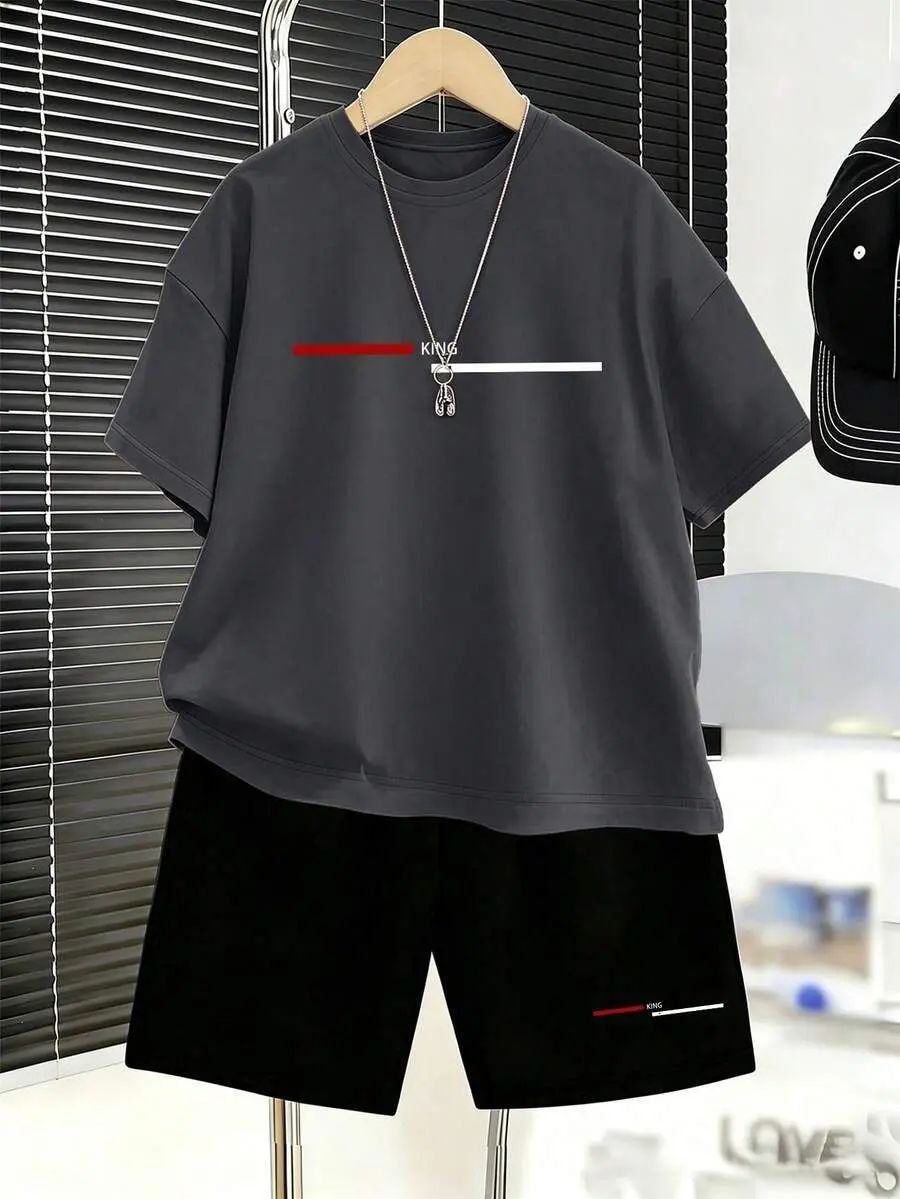 Boys' 2-Piece Summer Print Set, Streetwear 'KING' Graphic Tee & Loose Fitting Elastane-Polyester Shorts for School, Play & Casual Sport, Crew Neck, Teen Boys Clothing, Cool King Vibe