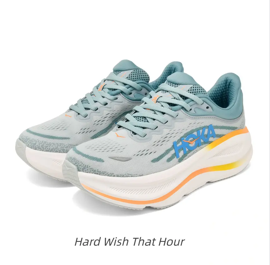 Breathable knitted mesh athletic trainers, relieve foot fatigue effectively after long runs and prolonged standing work hours