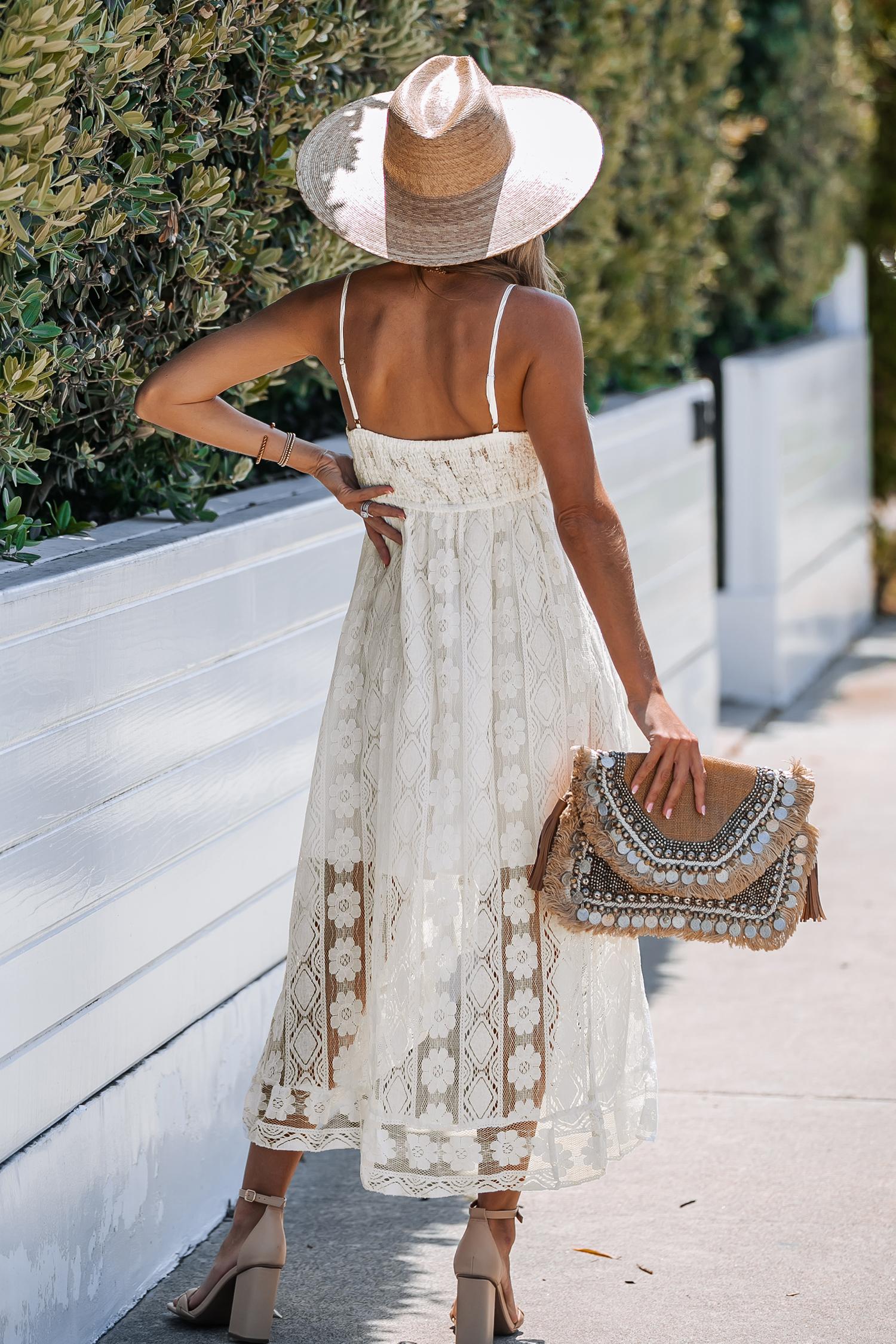 CUPSHE Women's Ariya Ditsy Floral V-Neck Slip Dress, Sleeveless Casual Smocked Lace-Up Midi with Ruffled High Low Hem, Ditsy Floral Casual Dresses, Casual Wear