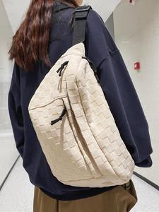 women's 2024 summer fashionable plaid pattern zipper purse for gift, plain large capacity summer casual commuter versatile fanny packs, simple all-match beige fabric bum bag