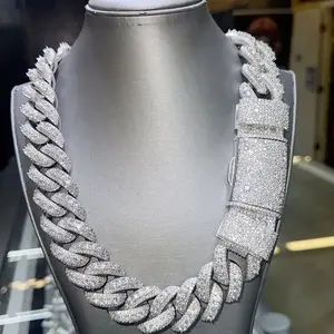 Heavy duty 18mm Cuban Chain VVS1 with Sandstone Bubble Diamond Miami Mosaic Set Customized Cuban Chain Luxury Ice Cold Hip Hop Style Jewelry Luxury Trendy Hip Hop Style Cuban Chain, Gift for Family and Friends
