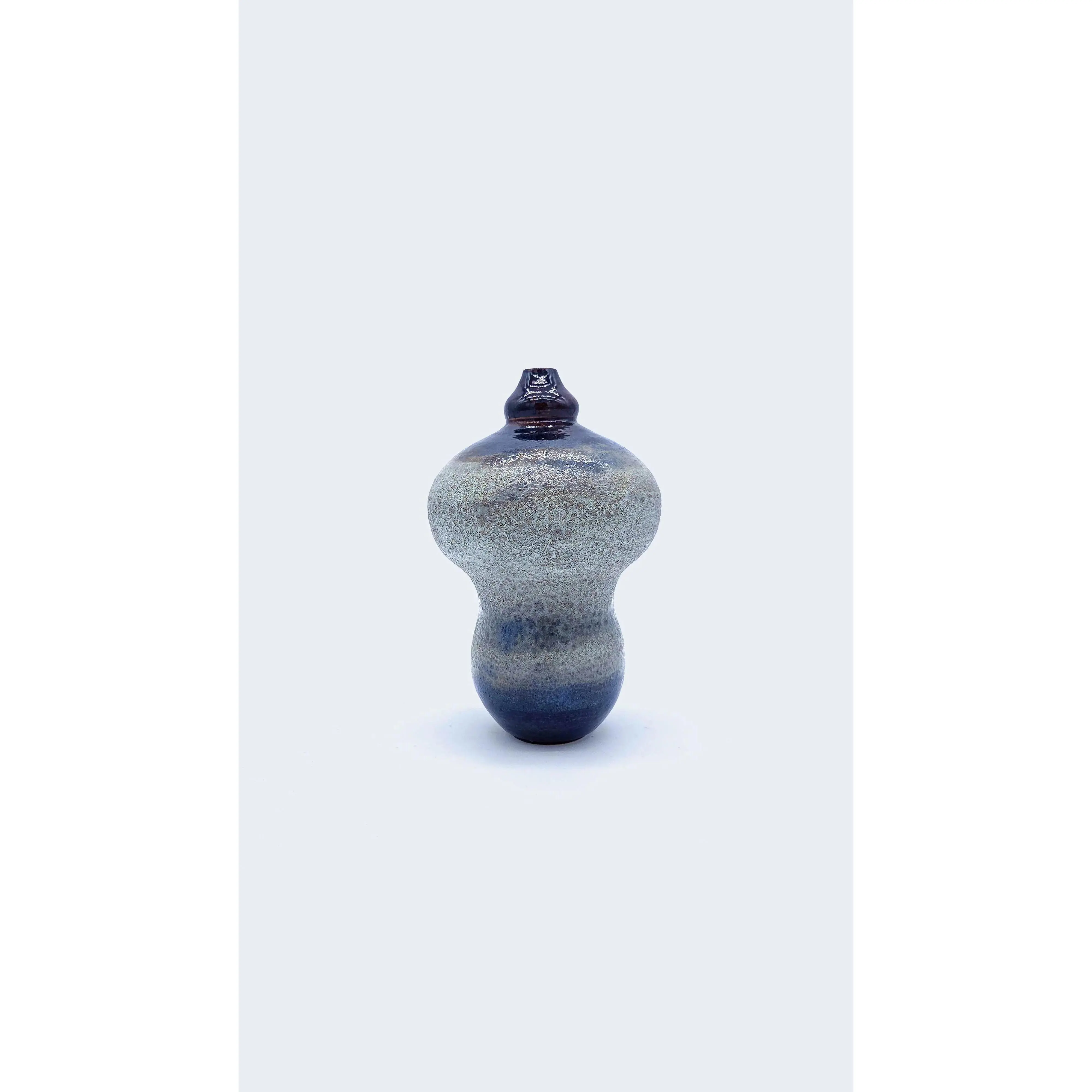 Frost mid-size bubble vase