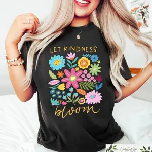 100%25 Cotton  Let Kindness Bloom Shirt Be Cool Be Kind Retro Flower Graphic Tee Women'S Vintage 90S Fitted Crewneck Short Sleeve Top Golf Gift T-Shirt For Men And Women