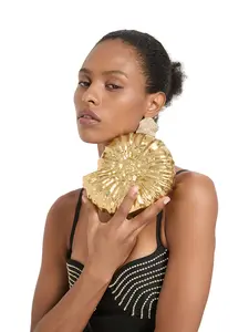 Women Trendy Conch Evening Clutch Glitter Metallic Crossbody Bag Cute Shell Purse Handbag for Prom Party