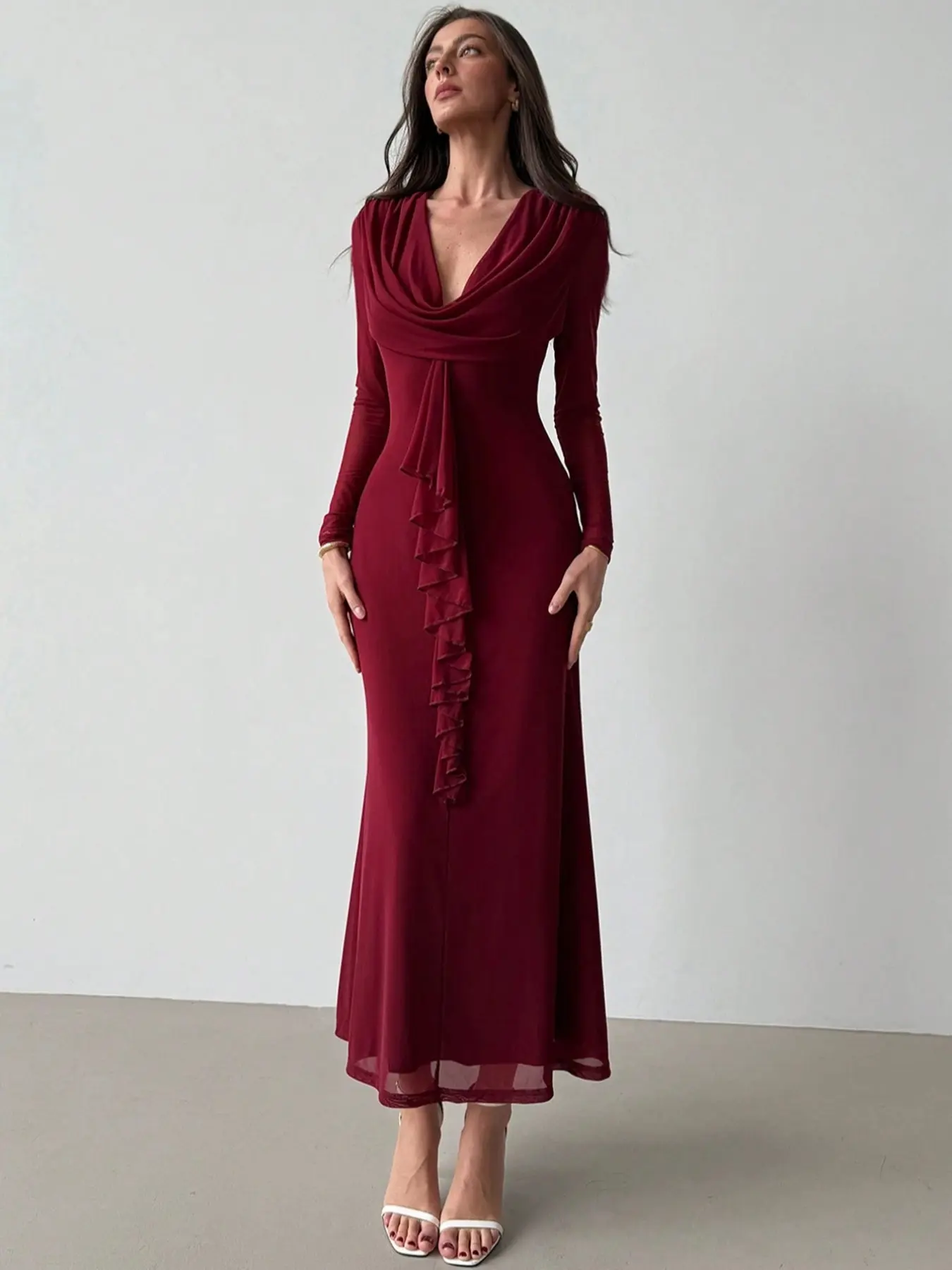 Autumn Kardashian Style Long Sleeve Dress, Slim-Fit A-Line Umbrella Skirt, Elegant Waist-Centric Design, Perfect for Fall & Winter - TikTok Shop Autumn Kardashian Style Long Sleeve Dress, Slim-Fit A-Line Umbrella Skirt, Elegant Waist-Centric Design, Perfect for Fall & Winter - TikTok Shop