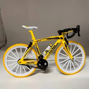 New Alloy Bicycle Model 1:8 Scale, Realistic Mountain Bike Downhill Road Bike, Decorative Ornament Decoration Gift Toy, Party Birthday Easter Present