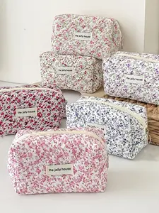 French Floral Makeup Bag, Portable Large Capacity Travel Organizer, Casual Plaid Washroom Storage Pouch, All Seasons Use