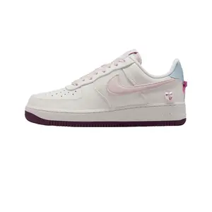 Nike Air Force 1 WMNS "Valentine's Day (2026)" IQ4937 161