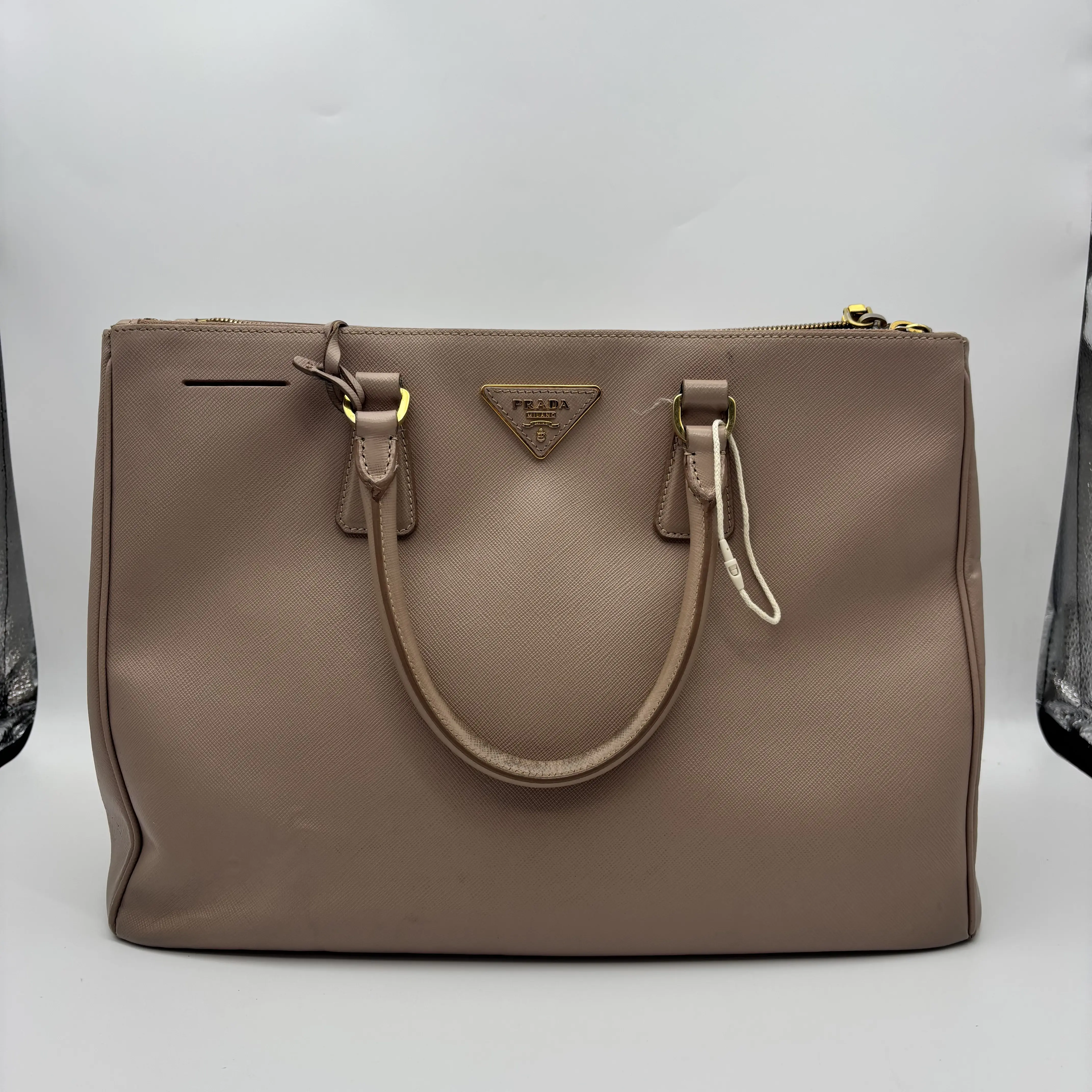 Pre-owned PRADA Large Galleria Bag in Nude Pink