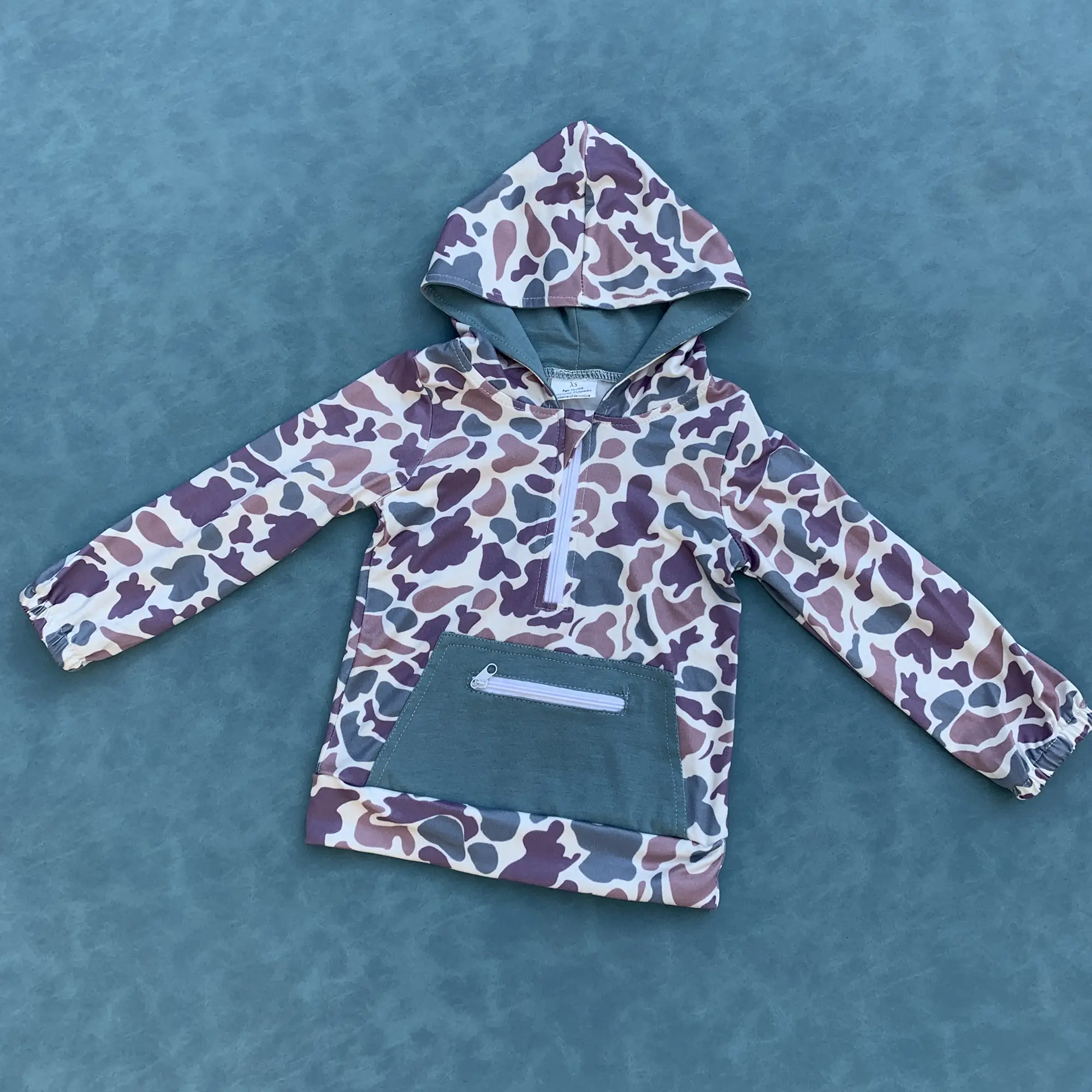 Green camouflage long sleeve pocket zipper boys hoodie top