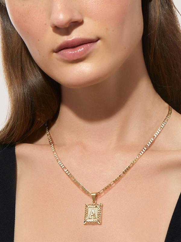 Letter A-Z Pendant Necklace for Women & Men, Punk Style Jewelry for Party, Daily Clothing Decor, Trendy All-match & Exquisite Jewelry for Birthday Gift