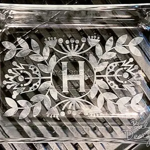 Custom etched Pyrex dish baking perfect Mother’s Day gift