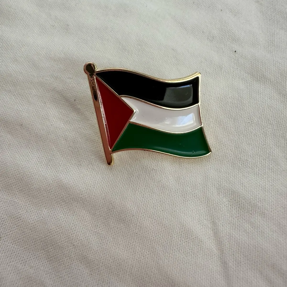 Palestine Flag pin