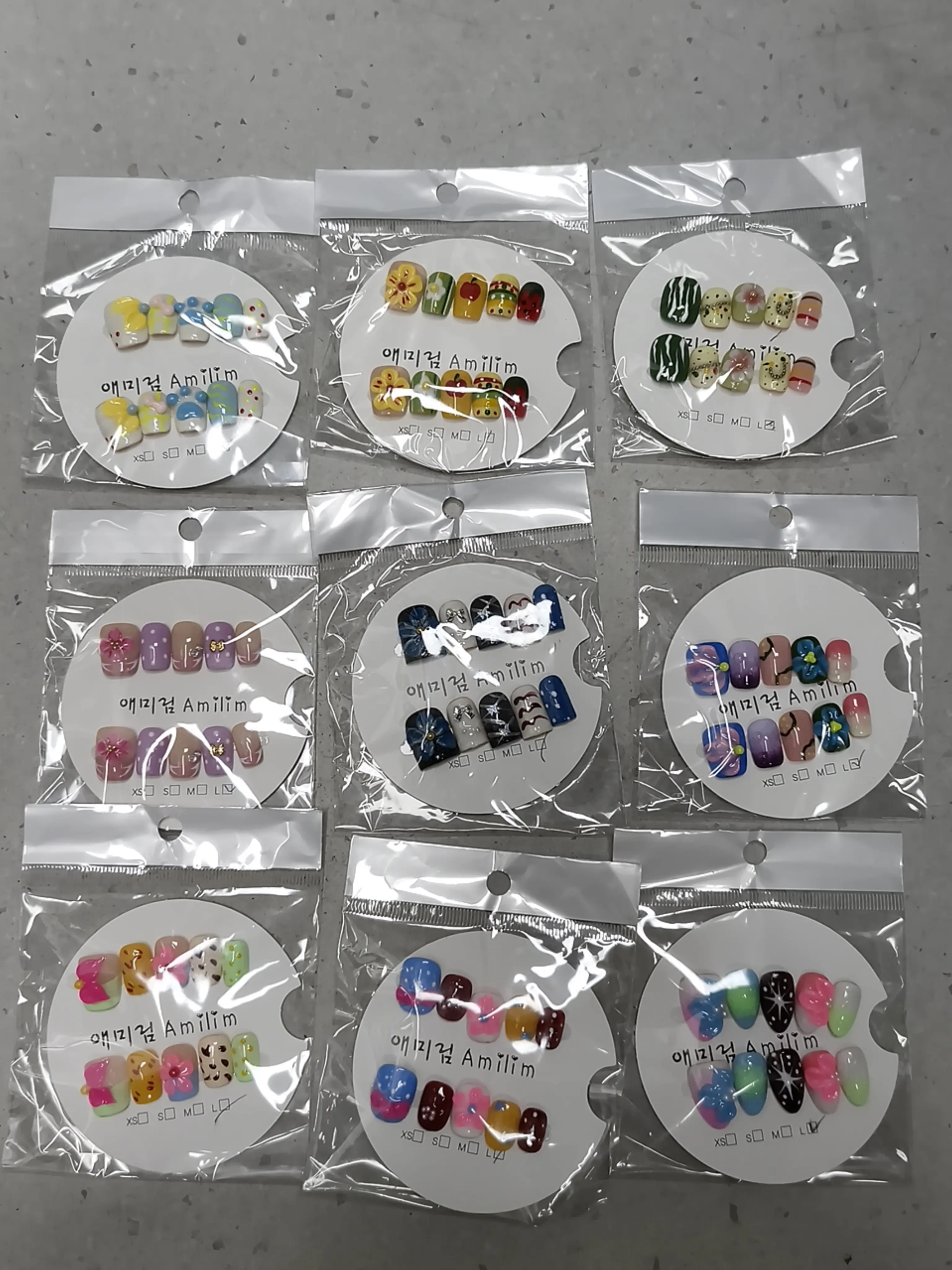 Lyn(16833)gc.＄40 for 20 pairs