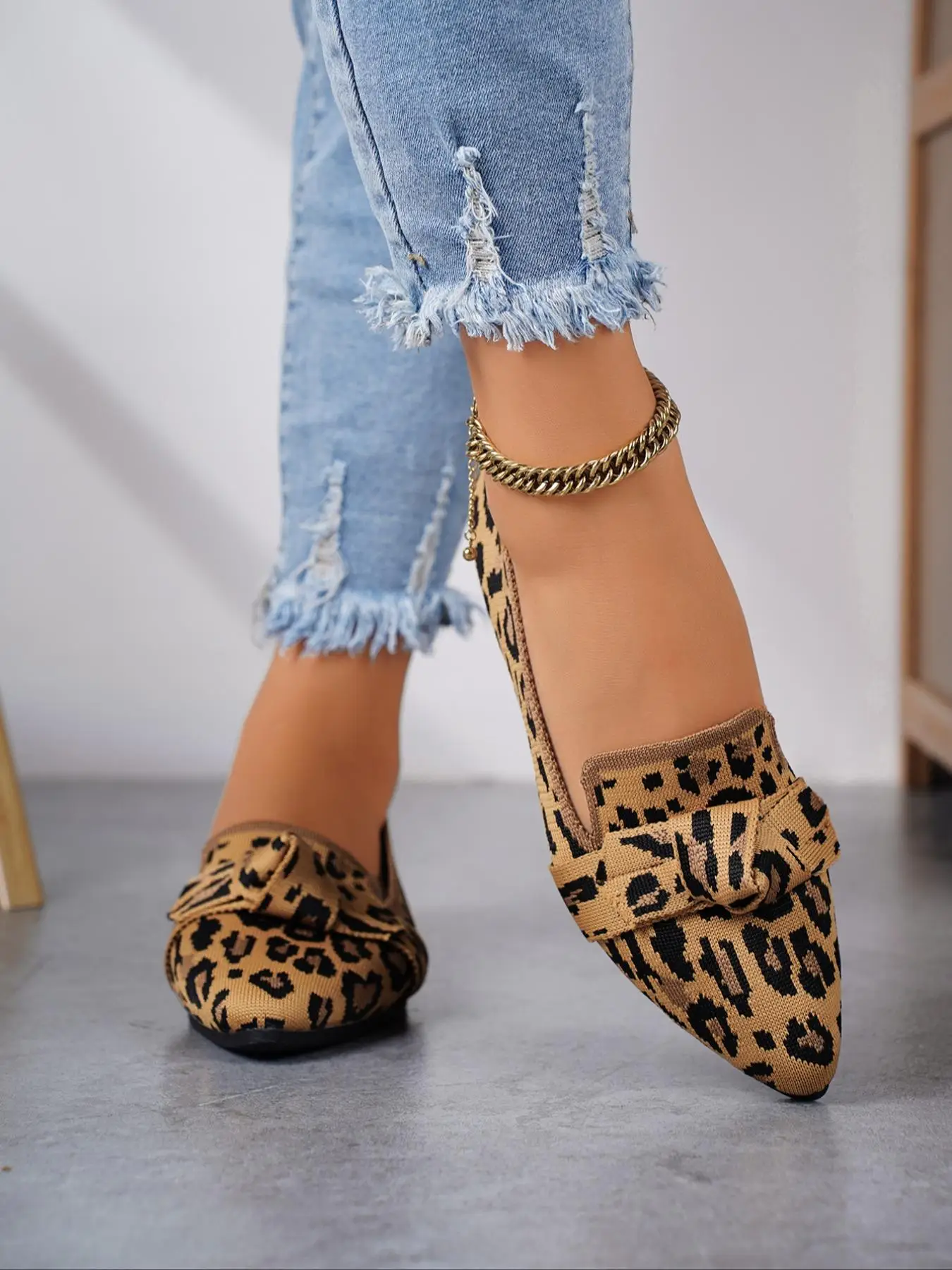 Women's Fashion Leopard Print Bow Decorated Slip on Moccasins, Casual Comfortable Pointed Toe Flat Shoes for Daily Wear, Lightweight Breathable Shoes