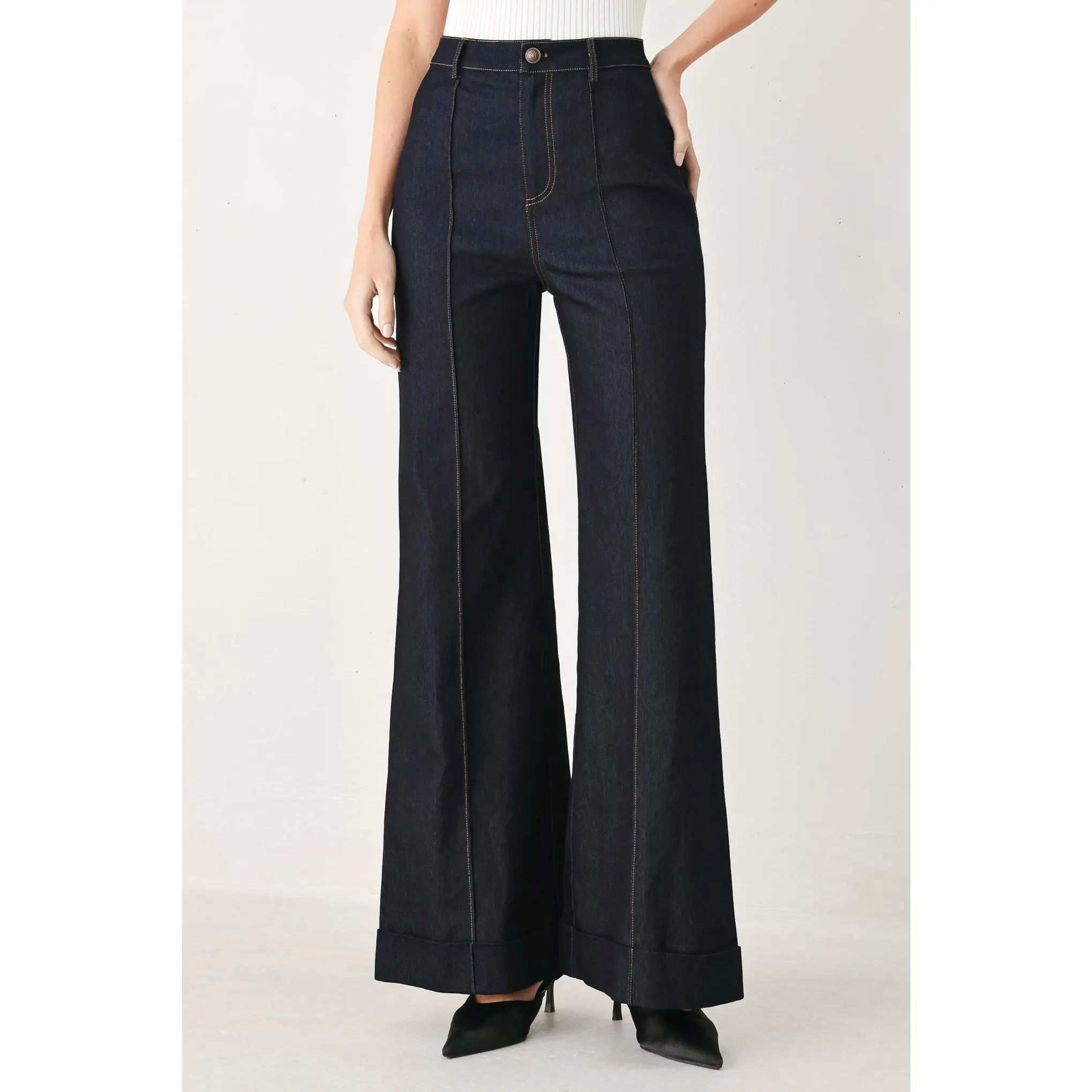 CONTRAST STITCH DENIM PANTS