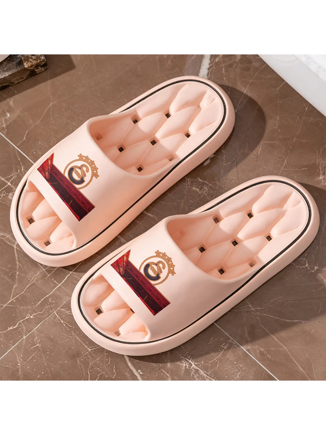 Summer New Galatasaray Logo Hollow-out Slippers Unisex Casual Outdoor Slides Non-slip Soft Sole Indoor Home Flip-flops Fan Commemorative Breathable Beach Shoes Turkish Giant Team Peripheral Trendy Foot
