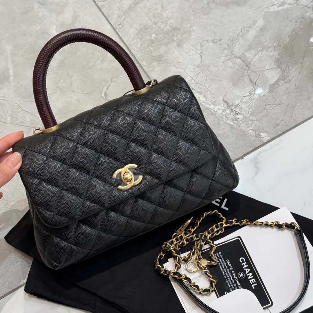Pre-owned CHANEL Small Coco Handle Black Caviar Leather Gold Hardware Red Lizard Top Handle 2500936