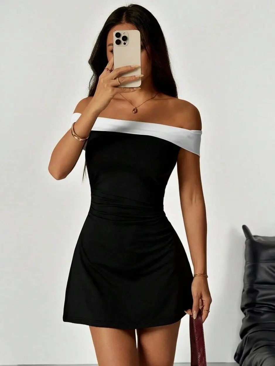 Women's Off Shoulder Color Block Bodycon Mini Dress, Slim Fit Short Dress, Sexy Club Party Going Out Dress, Petite