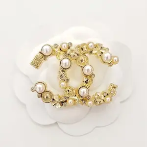 Elegant Crystal CC Flower Brooch Pin - Female Back Clip Fashion Accessory, Versatile All-Season Jewelry, Perfect Gift for Her