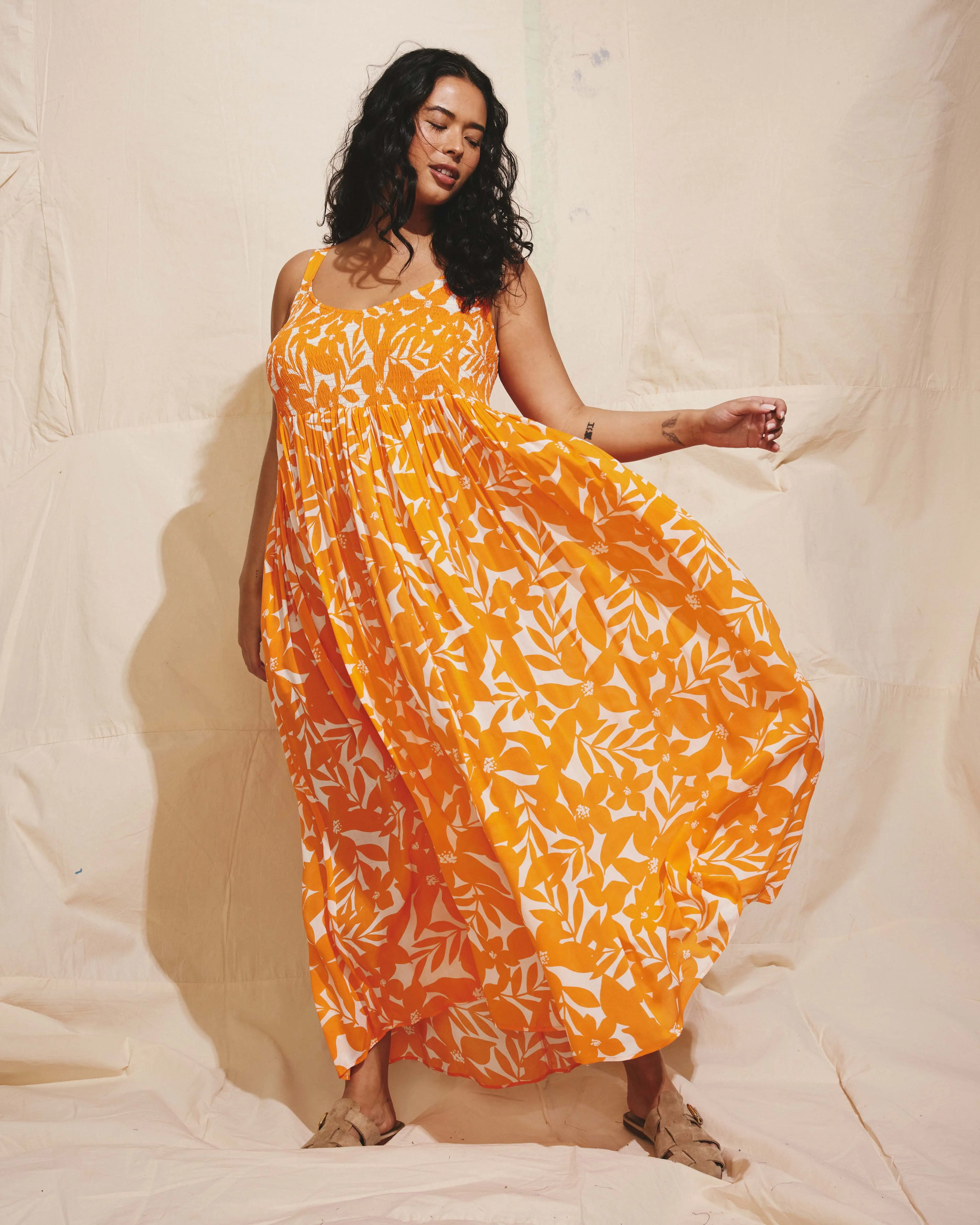 Women's Casual Soft Sheer Floral Print Voile Summer Dress - Lightweight Popover Beach Cover-Up with Shirred Bodice, Adjustable Straps, Breathable Fabric, Smocked, Lightweight Voile, Casual Wear, Beach-Ready, Cover-Up Dress, Easy Layering, Beach Coverup
