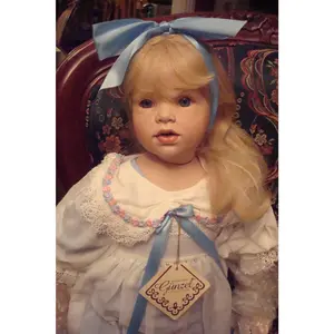 1980s Hildegard Gunzel doll  GERMANY "Courtney and Friends" 1992 NIB