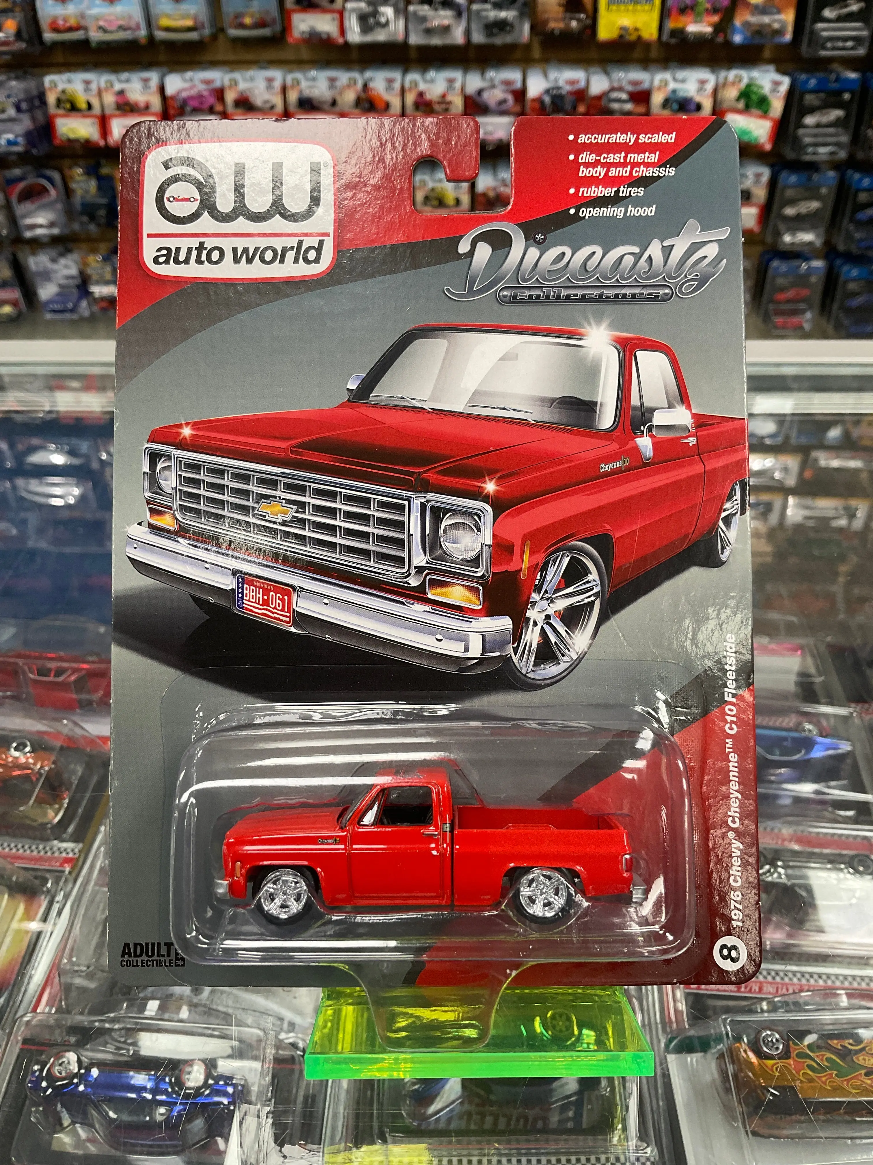 Autoworld Diecastz exclusive 1976 Chevy Cheyenne C10 Fleetside RED
