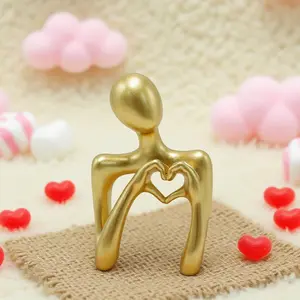 Elegant Heart Hand Sculpture, Resin Art Decor for Home, Romantic Christmas Decoration, Fashionable Indoor Ornament