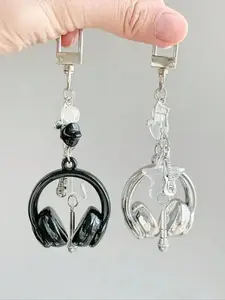 Music Earphone Keychain for Musicians, Guitar Note Design Mini Audio Accessory Music Lover Gift