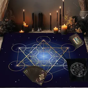 4PC 6-Pointed Star Decorative Tarot Card Reading Set - This 4-piece set is for Tarot scholars to use in the Tarot Astrology Kit. It includes 1 set of 78 Tarot cards, 1 polyester drawstring bag, 1 tablecloth, 1 pendant, and a party supplies set.
