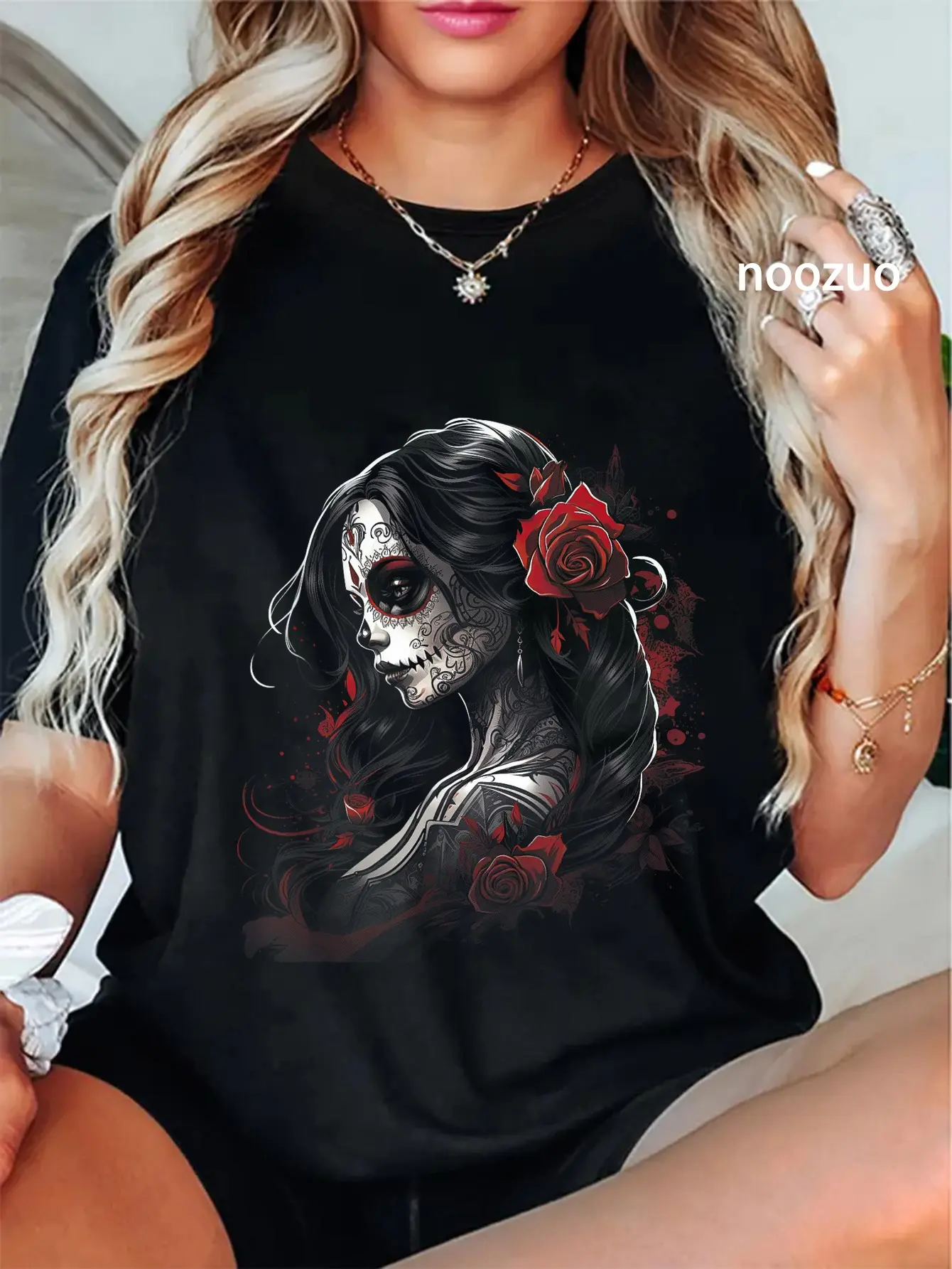 Unisex Graphic T-Shirt in 100% Cotton, Vintage Dia de los Muertos Rose Skull Print, Crewneck for Everyday Streetwear