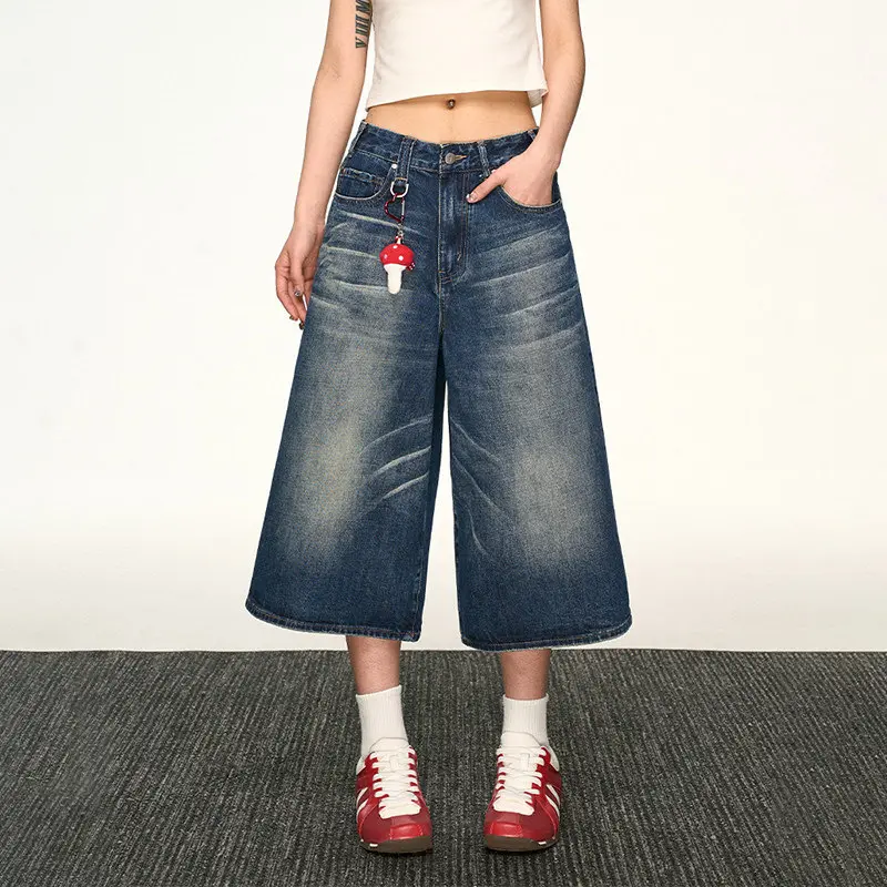AgeRose Women Cotton Denim Capri Pants, Vintage Faded Straight Wide Leg Jeans, Multi Tone Spring Summer Streetwear, High Waist Loose Fit
