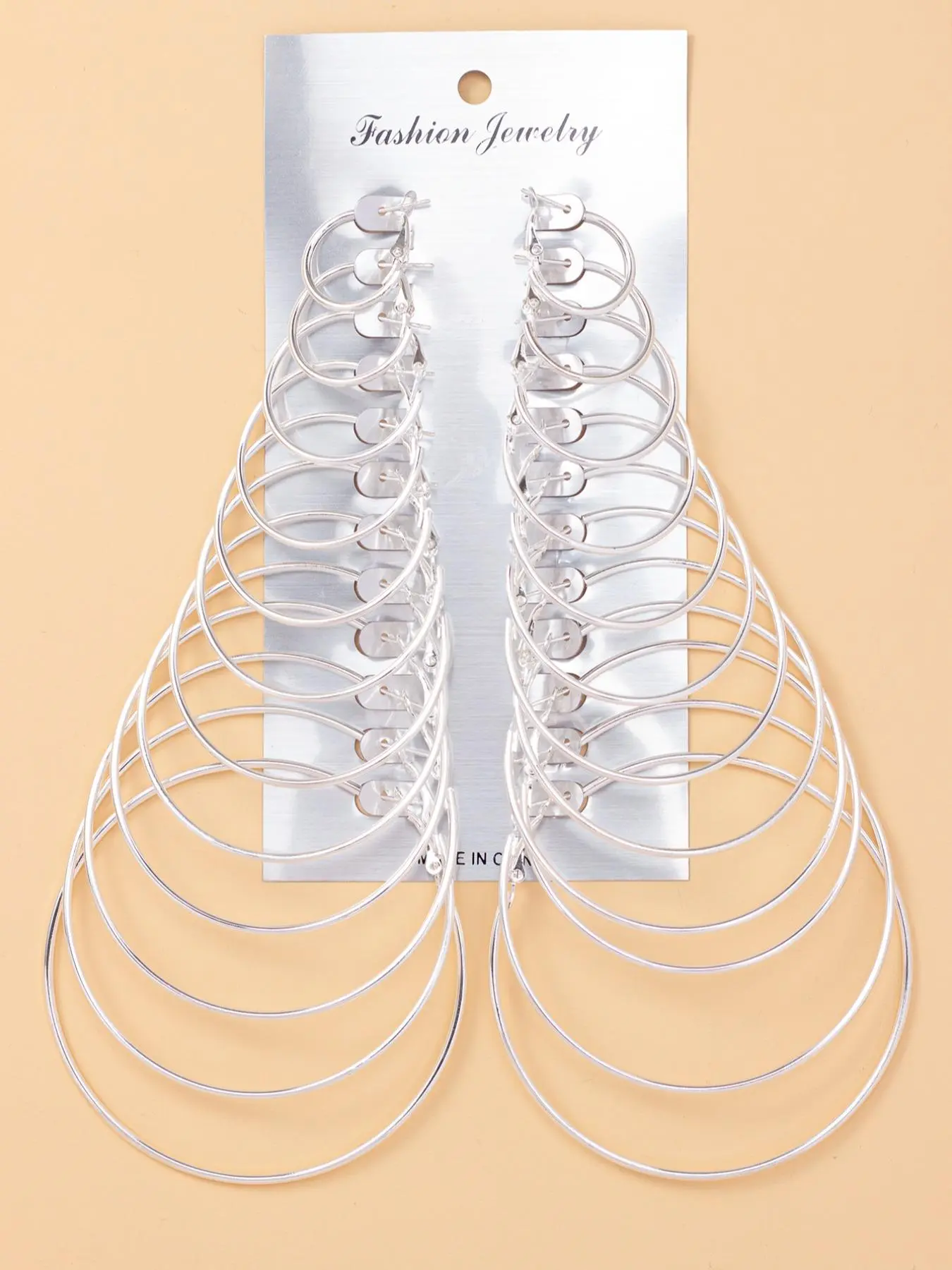 12 Pairs Multiple Size Fashionable Hoop Earrings, Versatile Daily Jewelry for Women and Girls 12 Pairs Multiple Size Fashionable Hoop Earrings, Versatile Daily Jewelry for Women and Girls