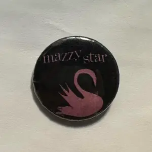Mazzy star 1.25 inch Pin Button Badge - music artist mazzy star merch pinback buttons pins