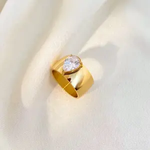 Gaia Teardrop Band – 18K Gold Plated Crystal Statement Ring