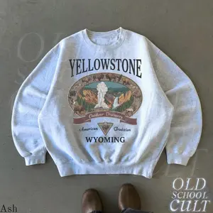 Retro Yellowstone National Park Sweatshirt, Vintage 90s Wyoming Wildlife Graphic Crewneck, Nostalgia Hiking Old School Gift